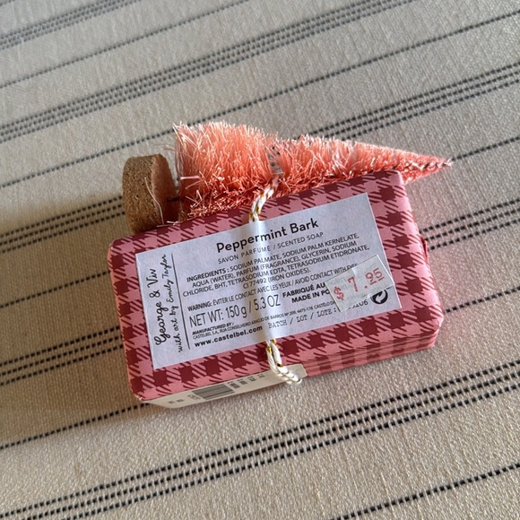 Anthropologie George & Viv Peppermint Bark Soap - Picture 3 of 4